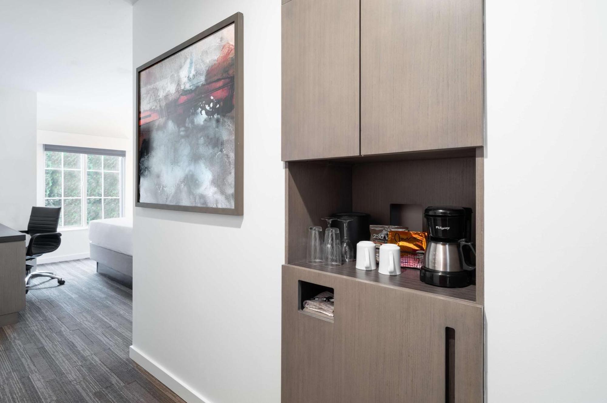 Hyatt House 3*