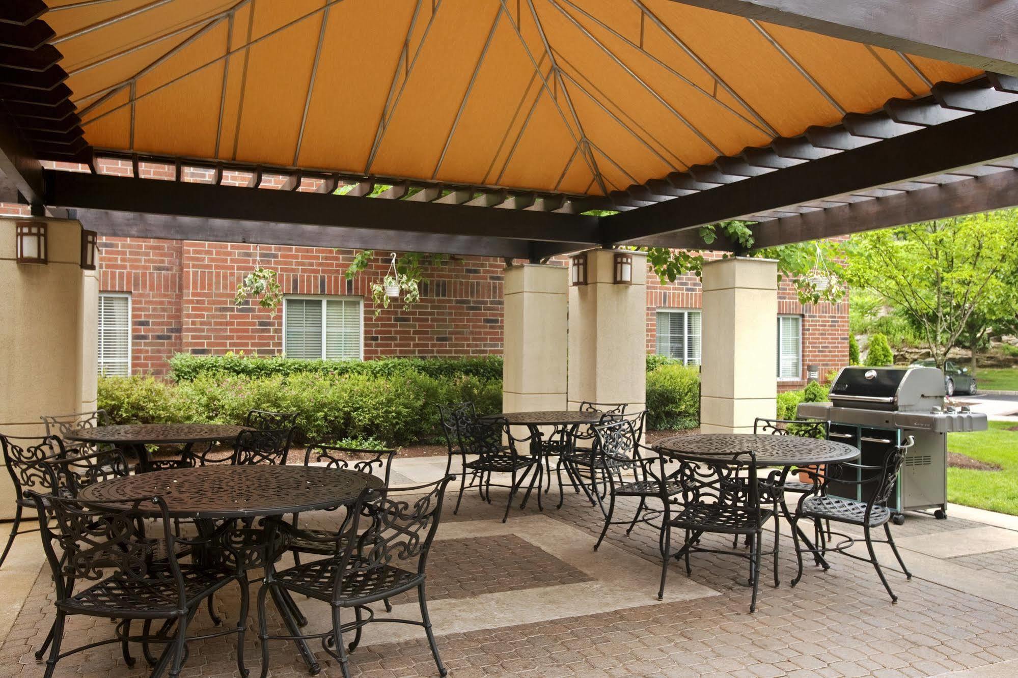 Hyatt House 3*